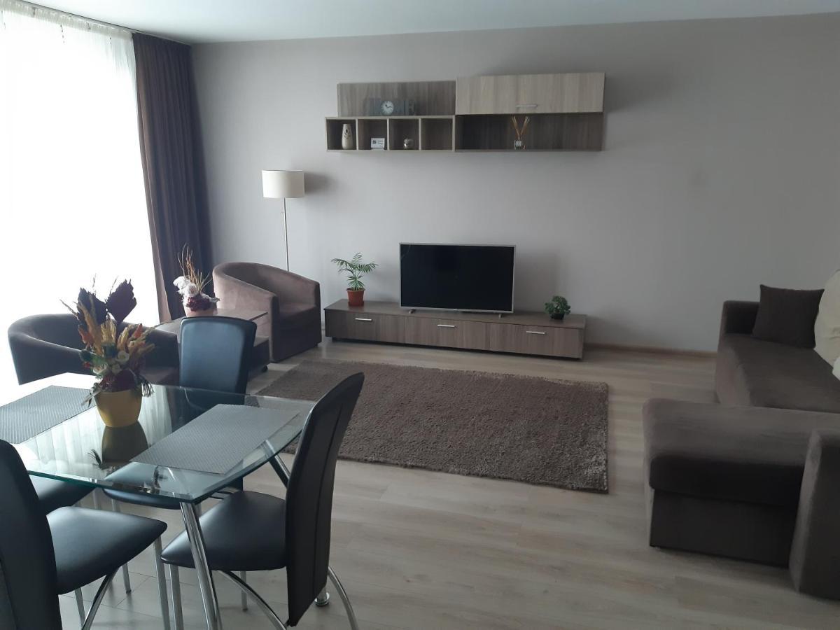 Apartament Marcel - Coresi Mall Braşov Eksteriør billede