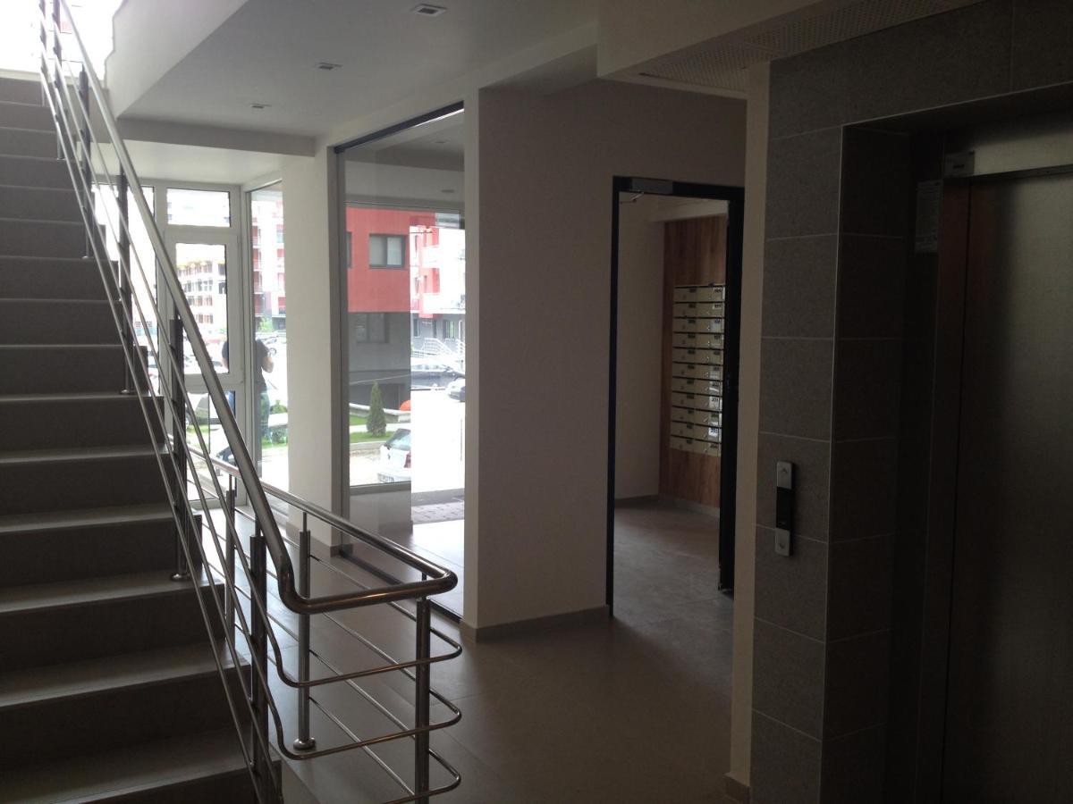 Apartament Marcel - Coresi Mall Braşov Eksteriør billede